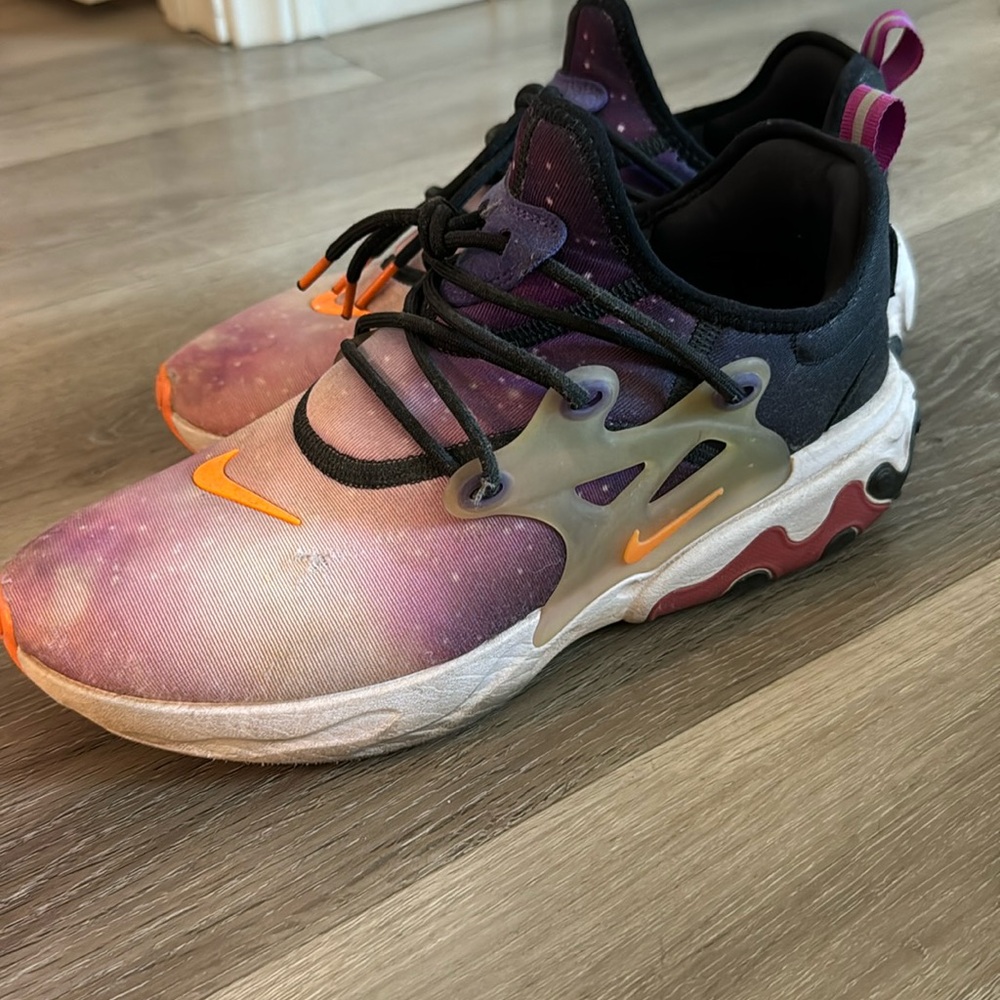 NIKE PRESTOS
